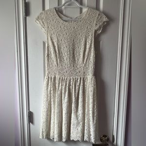 Aritzia Talula Belgravia White Dress